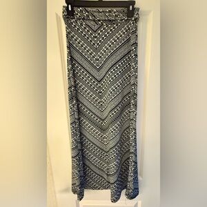 Black and White Patterned Women's Long Skirt